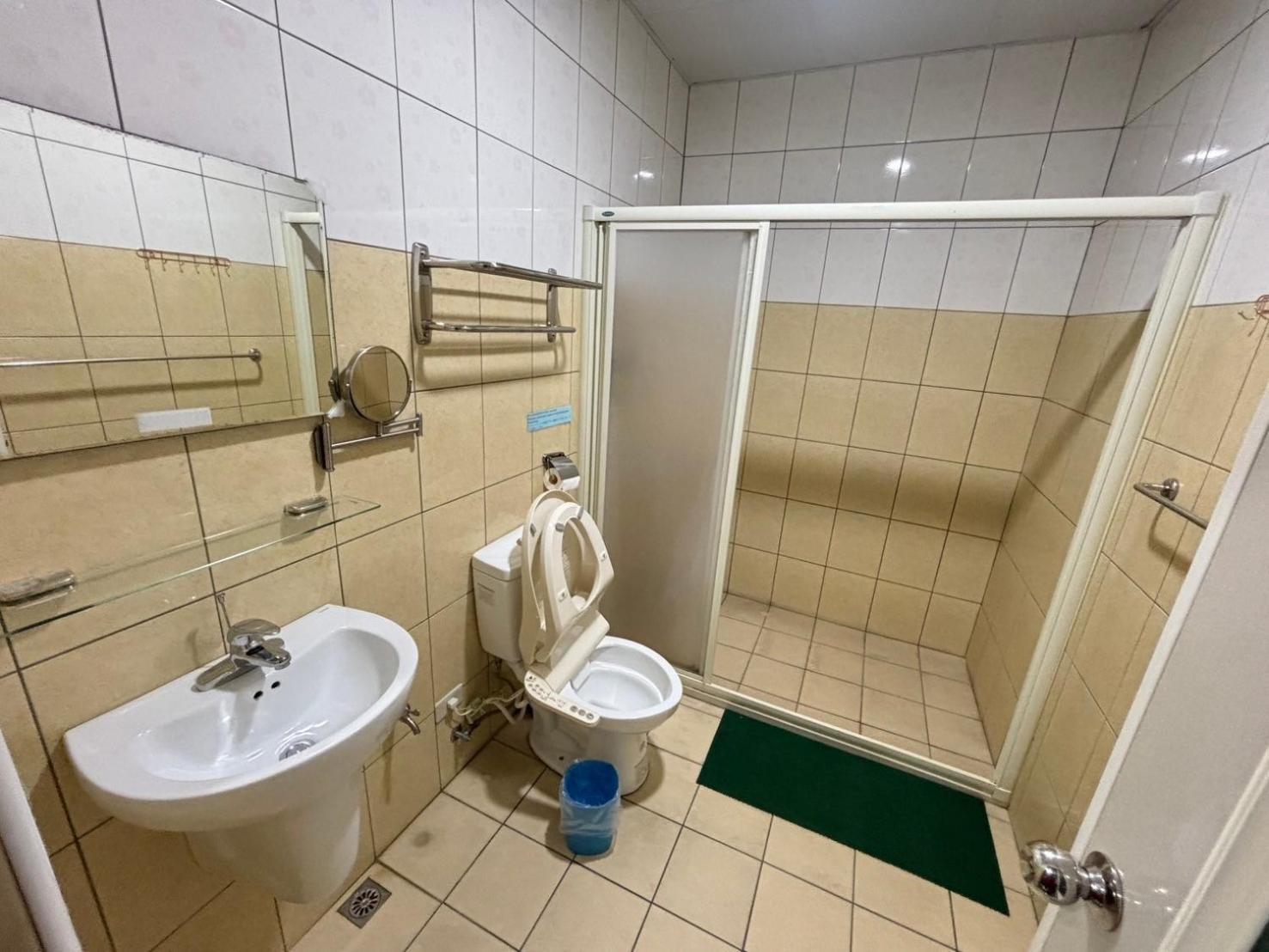 Luyu Homestay Lugang Zewnętrze zdjęcie